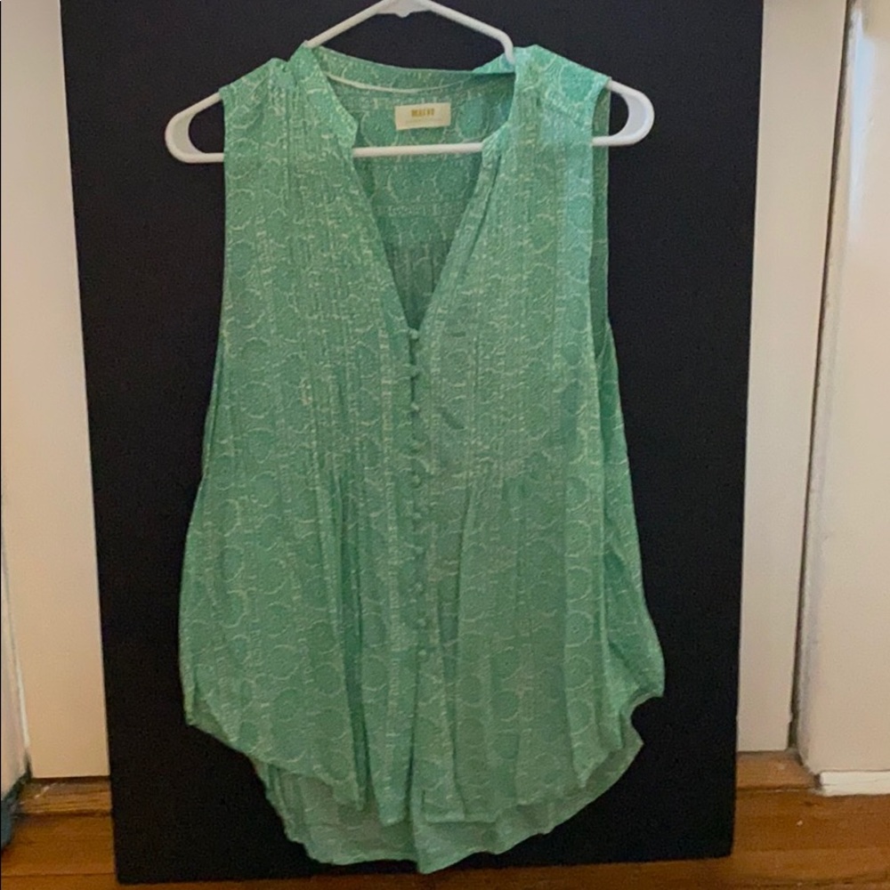 Sleeve less shirt